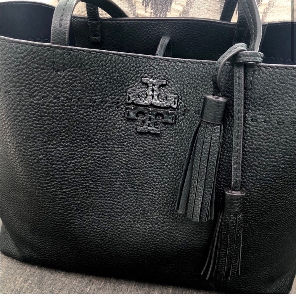 HOST PICK!🔥Tory Burch Tassel Leather Tote Handbag - Picture 6 of 13